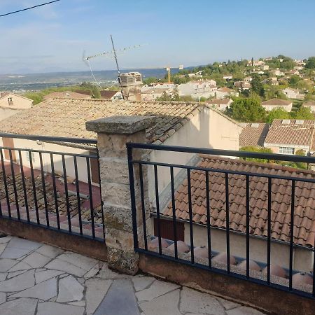 Maison De Village De 98 M2 Typiquement Provencale Pierrevert Exterior foto